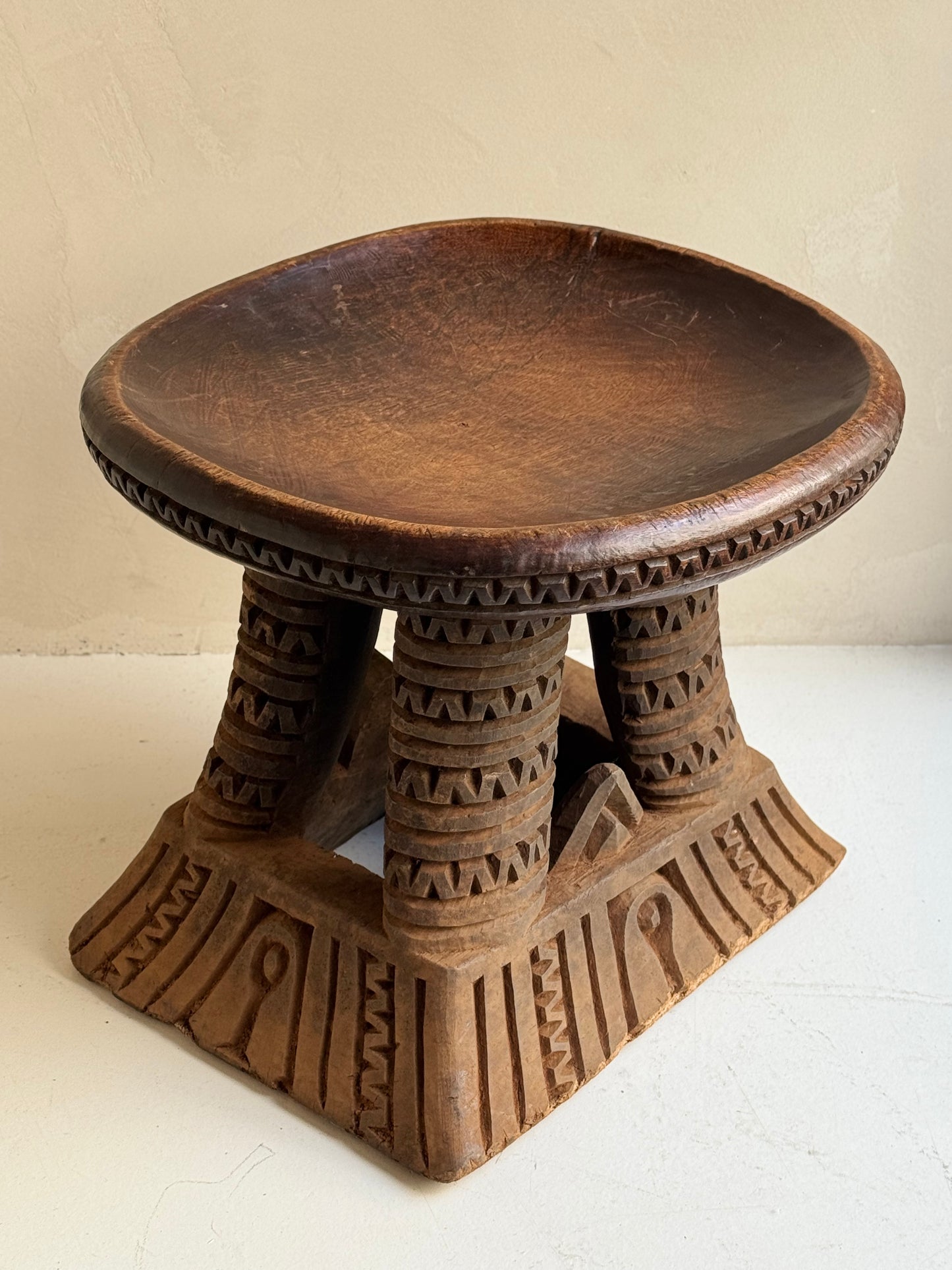 TABOURET BAMILÉKÉ - CAMEROUN