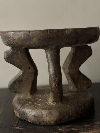 TABOURET TONGA N11 - ZIMBABWE