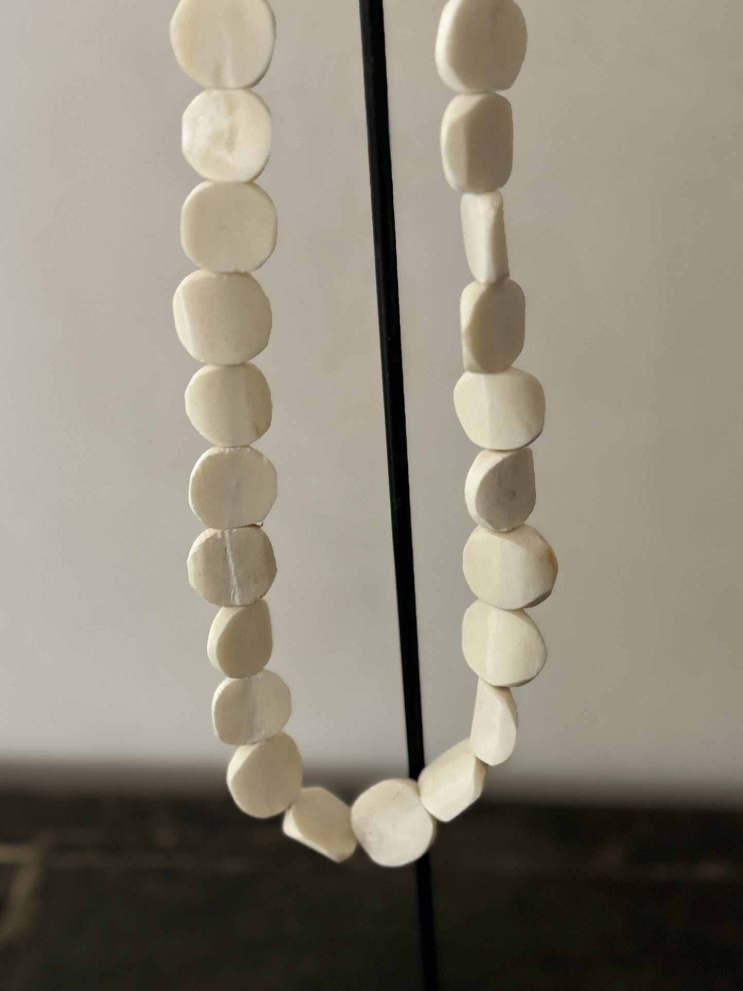 COLLIER PERLES EN OS PLATES - KENYA