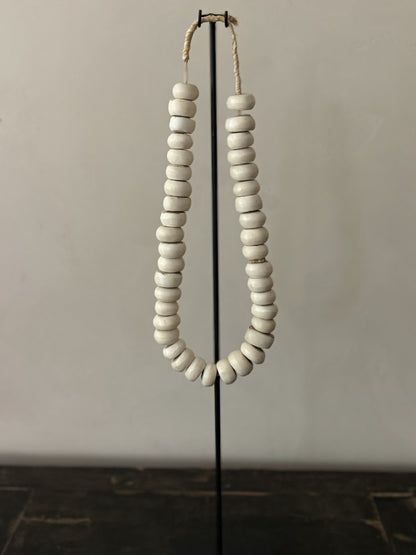 COLLIER PERLES EN OS DISQUES ÉPAIS - KENYA