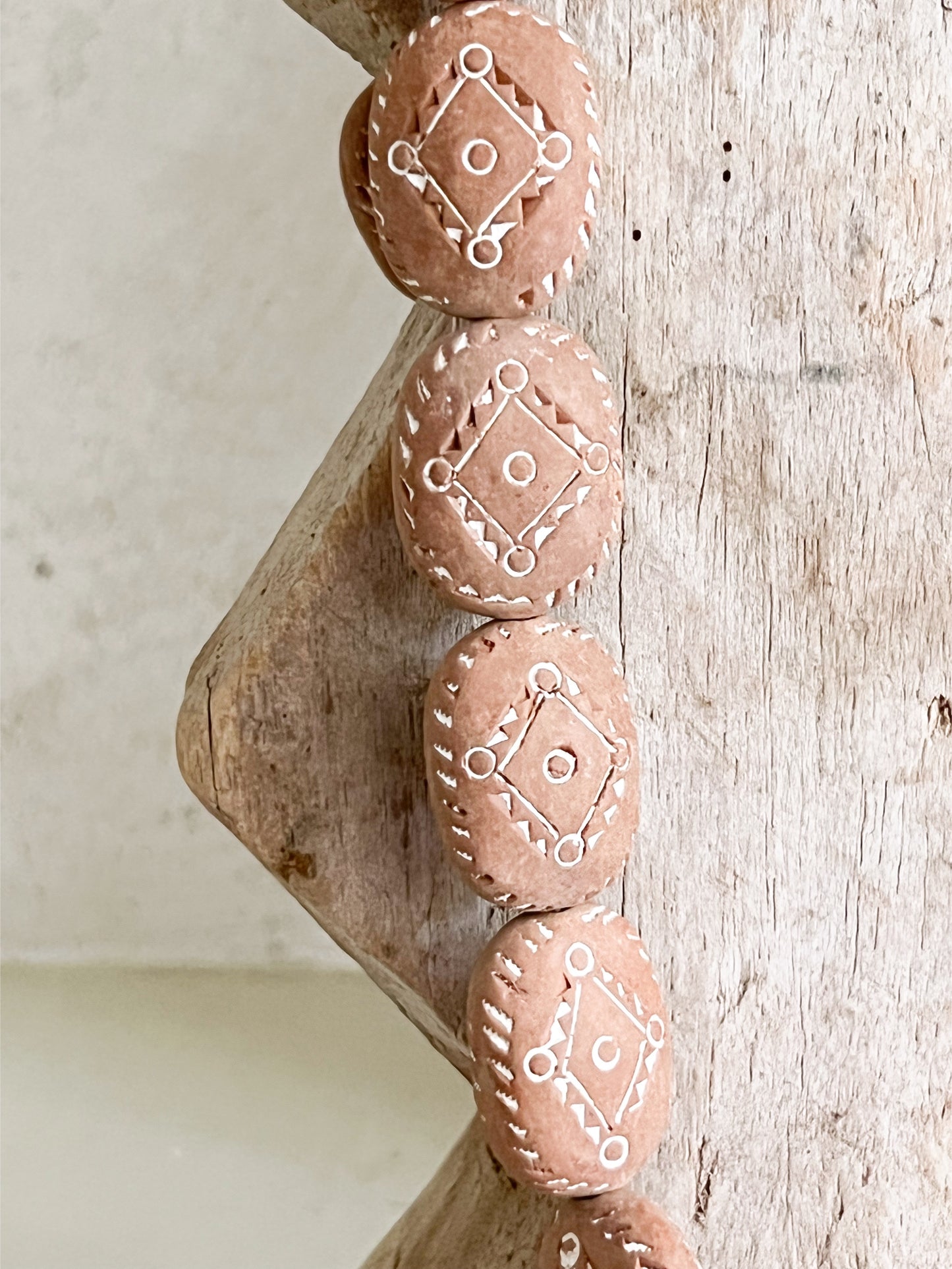 Collier de perles en terre cuites | Maroc